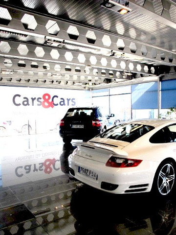 Concesionario Cars&Cars, interior